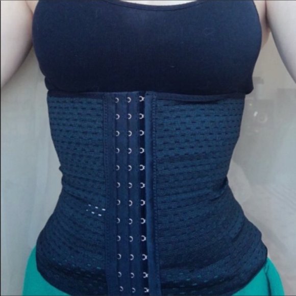 Waist Trainers 🖤 Brand New 🖤 Never Used - Picture 6 of 16